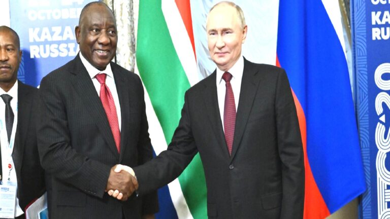Putin: Rusya ve Güney Afrika, adil bir dünya düzeni kurulmasından yana