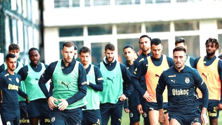 Fenerbahçe’nin Trabzonspor maçı kamp kadrosu açıklandı!
