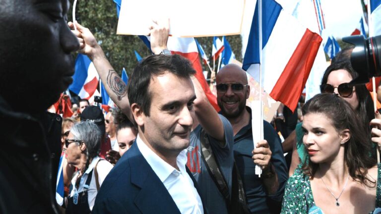 Fransız siyasetçi Philippot: Zelenskiy’in Trump’a yönelik nükleer tehdidi akıldışı