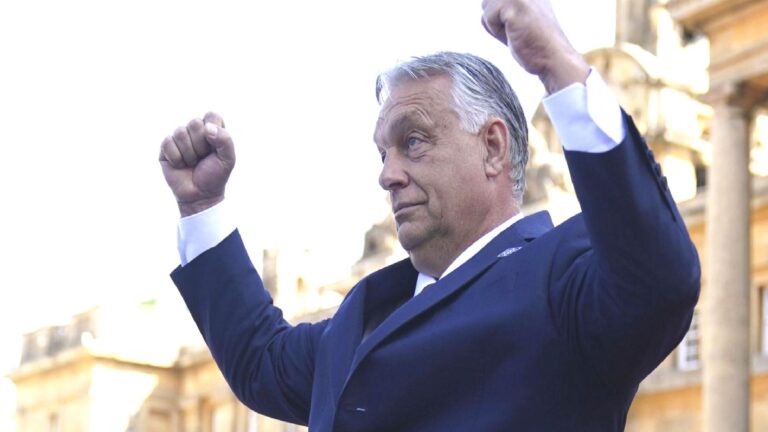 Macaristan Başbakanı Orban: Batı medeniyetinin 500 yıllık hakimiyet dönemi sona erdi