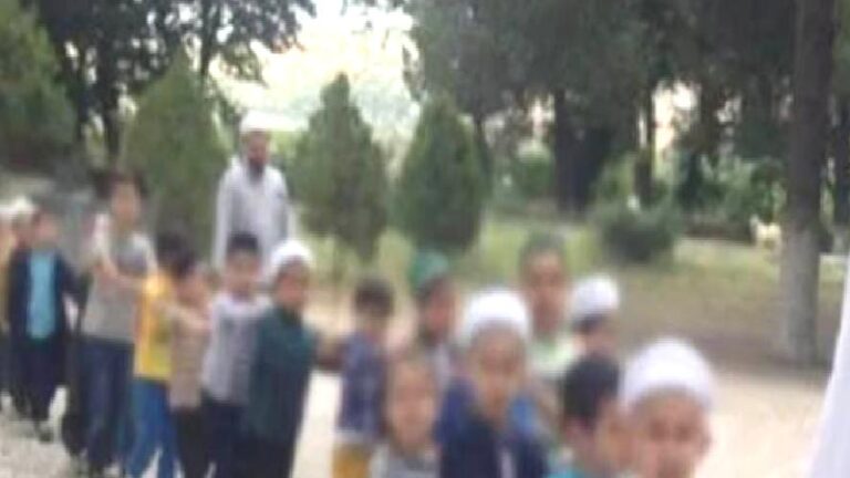 Eğitim-İş: AKP, bu ülkenin çocuklarını tarikat ve cemaatlerin potansiyel müridi olarak görüyor!