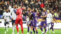 Eyüpspor 1-1 Fenerbahçe (MAÇ SONUCU – ÖZET) Kanarya zirve yarışında yara aldı!