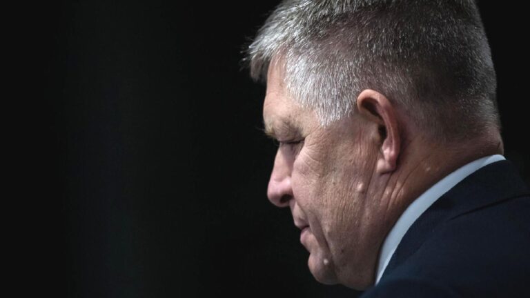 Fico: Zelenskiy, Slovakya’daki nükleer santrallerin faaliyetini tehlikeye atıyor