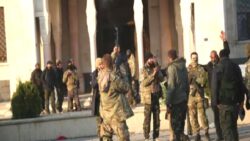 İngiltere ve ABD, “terör örgütü” listesindeki HTŞ ile nasıl temas kuracak?