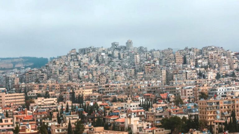 ‘Şam’daki Al Muvasa Hastanesi yaralılarla dolup taşıyor’