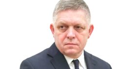 Slovakya Başbakanı Fico: Gaz transitinin durdurulması halinde Kiev’i elektriksiz bırakırız