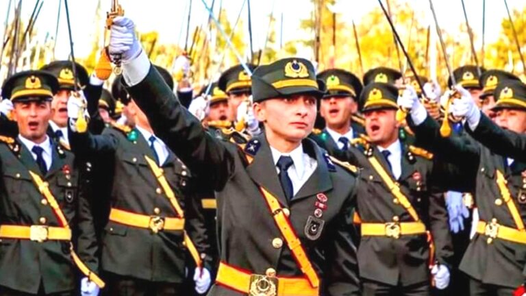 Yüksek Disiplin Kurulu, kılıçlı yemin eden teğmenlerin dosyasını 16 Ocak’ta görüşecek