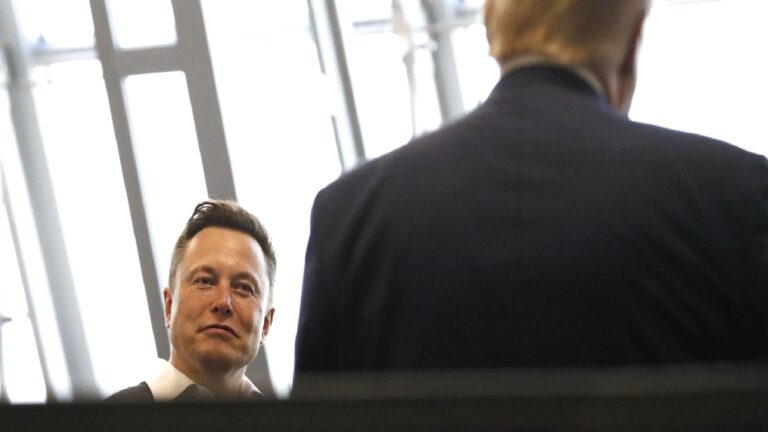 Batı kendi içinde kaynamaya başladı: Musk, Macron, Scholz ve İngiltere Başbakanı ile karşı karşıya geldi