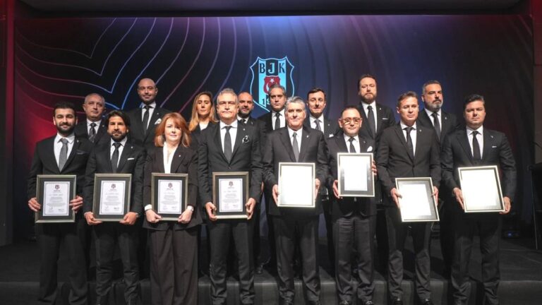 Beşiktaş’ta Yönetim Kurulu toplantısı gerçekleştirildi! İşte yönetimdeki görev dağılımı