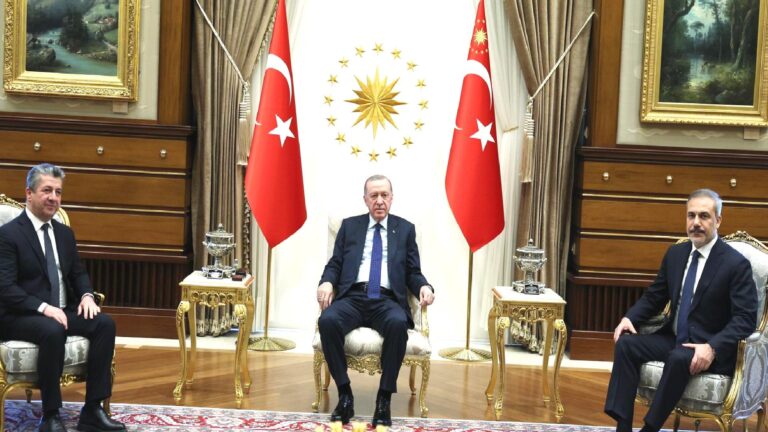 Cumhurbaşkanı Erdoğan, Irak Kürt Bölgesel Yönetimi Başbakanı Barzani’yi kabul etti