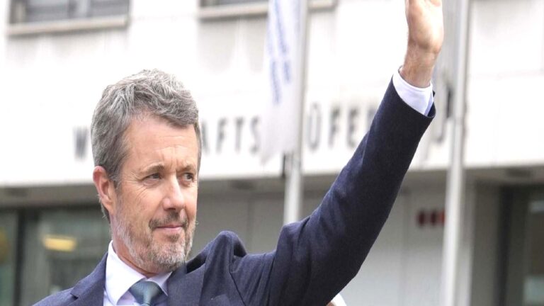 Danimarka Krallığı’ndan Trump’a ‘armalı’ gönderme: Kraliyet Arması’na Gröndland’ı da ekledi