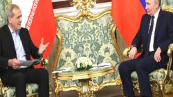 Kremlin’de Pezeşkiyan’la buluşan Putin: Kapsamlı Stratejik Ortaklık Anlaşması işbirliğimizi daha da güçlendirecek