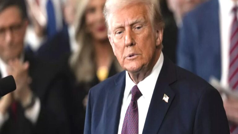 Trump, 19 yaş altına ‘cinsiyet değiştirme desteğini’ kesti