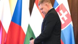 Ukrayna’nın Rus gazı transitini durdurmasına Fico’dan tepki: ‘Üzerinde fillerin tepindiği çimen olmak istemiyoruz’