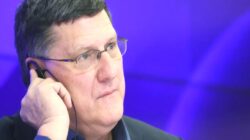 ABD’li eski istihbaratçı Ritter açıkladı: ‘İlginç olan ABD ve Rusya’nın Ukraynasız ve ateşkessiz müzakere edecek olması’