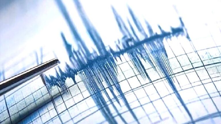 Ege Denizi’nde 4,1 büyüklüğünde 2 deprem