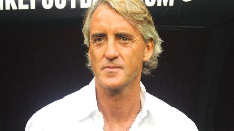 Galatasaray’ın eski teknik direktörü Roberto Mancini derbiye damga vuracak futbolcuları açıkladı!