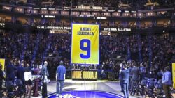 Golden Warriors, Andre Iguodala’ın formasını “emekli” etti