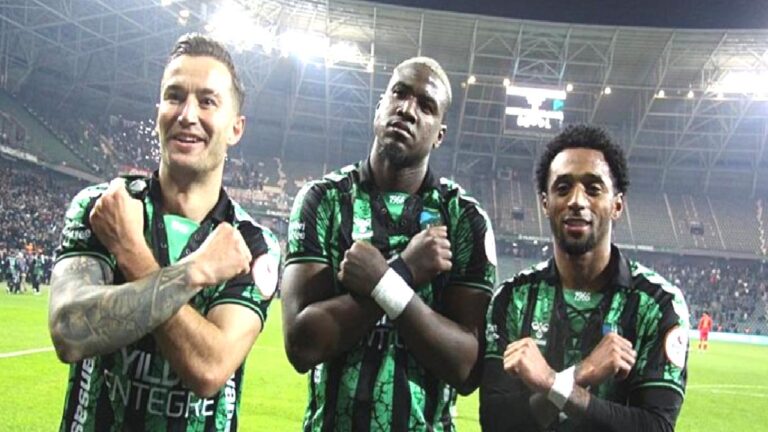 İzmit’ten çıkış yok!