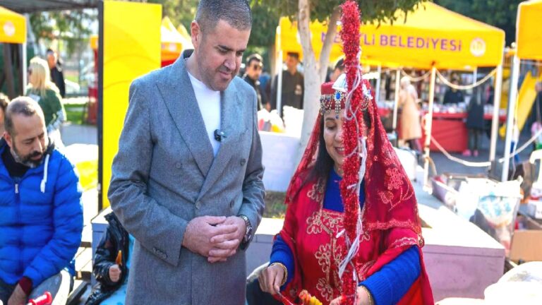 Mezitli Belediyesi’nin 14 Şubat Sevgililer Günü bundan dolayı düzenlediği etkinlikler başladı
