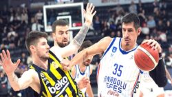 Anadolu Efes 81-82 Fenerbahçe Beko (MAÇ SONUCU ÖZET)