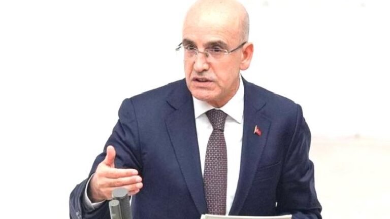 Bakan Şimşek, banka yöneticileriyle bir araya gelecek
