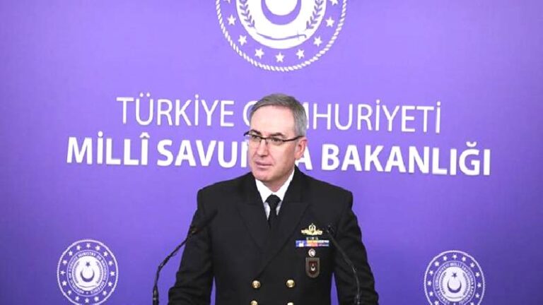MSB’den Yunan askerlerine tepki: TSK’dan hiçbir zaman böyle davranışlar göremezsiniz
