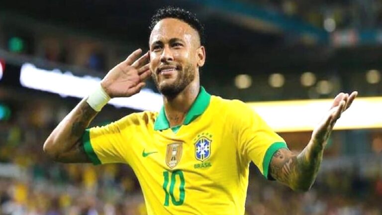 Neymar 17 ay sonra Brezilya Milli Takımı’na geri döndü!