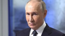 Putin: Donbas halkı sekiz yıldır soykırıma maruz bırakılıyor