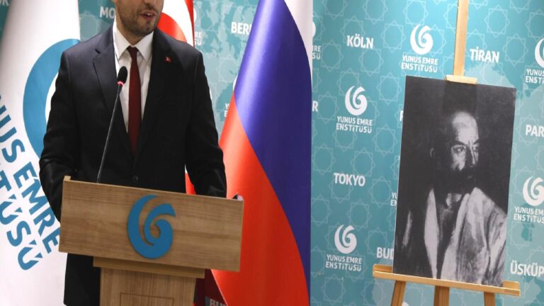 Rusya’da İstiklal Marşı’nın kabulünün 104. yılı bundan dolayı etkinlik düzenlendi