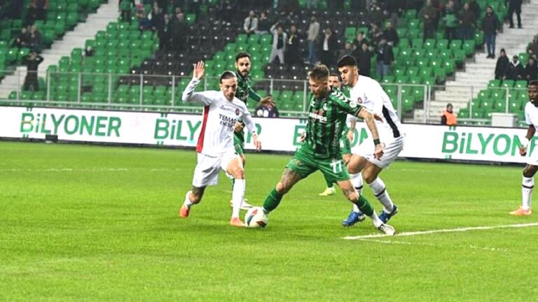 Sakaryaspor 1-3 Solwie Energy Fatih Karagümrük (MAÇ SONUCU ÖZET)