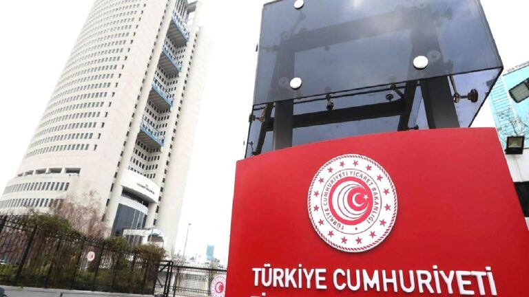 Ticaret Bakanlığı’ndan, mısır için arz güvenliği ve fiyat artış riskini önlemek için ithalatta arife kontenjanı