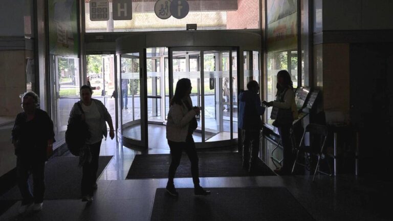 Avrupa’da yaşanan elektrik kesintilerinin nedeni açıklandı: ‘Nadir bir atmosferik olay’