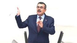 Bakan Tekin: Proje okulu öğretmenlerine pozitif ayrımcılık yaptık