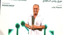 Fatih Terim “Ayın Teknik Direktörü” ödülünü aldı.