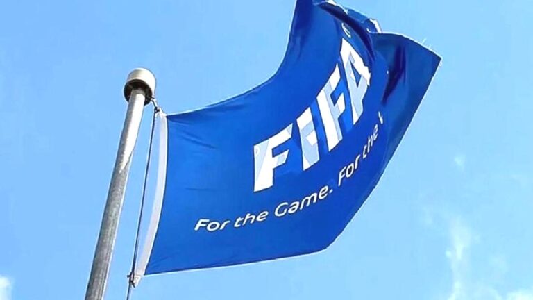 FIFA, 8 Türk kulübüne transfer yasağı getirdi