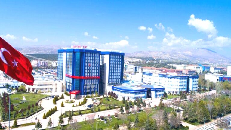 Kadın hastalar hakkında mesajlaşan doktorlar hakkında açıklama: ‘Personeller görevden uzaklaştırılmıştır’