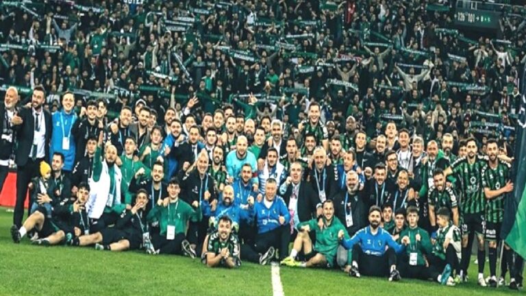 Kocaelispor 16 yıl sonra Süper Lig’de!