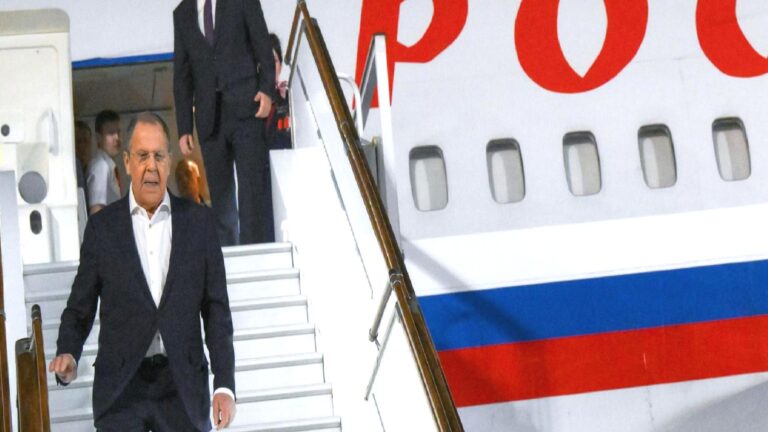 Lavrov Semerkant’ta: Orta Asya-Rusya ilişkileri ele alınacak