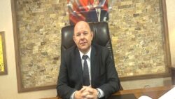 Okul müdüründen eylemlere engel: Öğrencilere 5 gün tatil, öğretmene görevden uzaklaştırma!