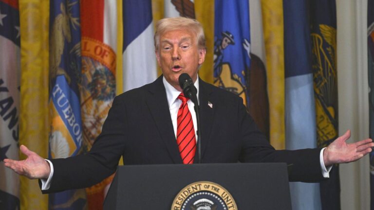 Trump ilk 100 gününü değerlendirdi: ‘100 yılın en köklü değişimini gerçekleştirdik’