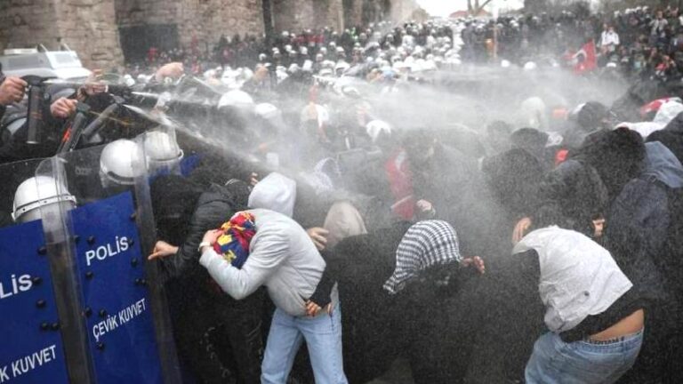 Tutuklu öğrencilerin sınav sorunu çözüm bekliyor: “Eğitimden uzak kalmaları pişman etmeye yönelik politik tercihtir”