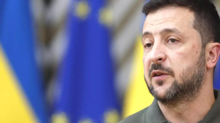 ‘Zelenskiy, Ukrayna ihtilafında Batı’ya tabi olmasının bedelini ödemelidir’