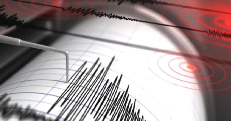 Antalya’da deprem