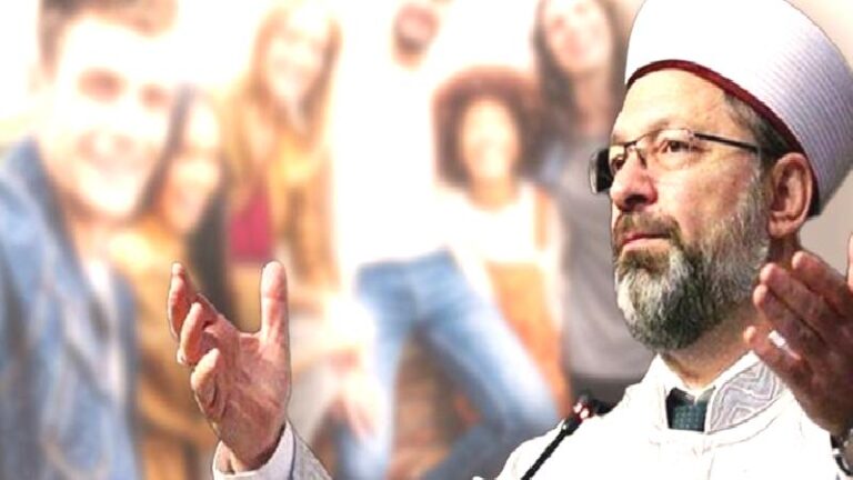 Diyanet’ten tartışma yaratacak hutbe: Kadın erkek arkadaşlığı kişileri zinaya sürüklüyor