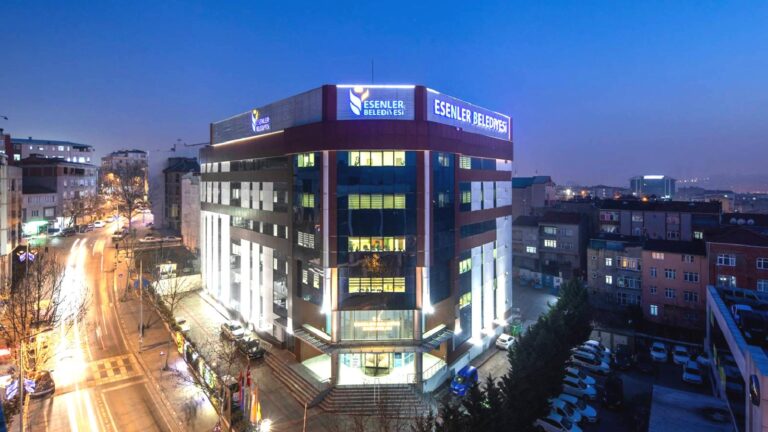 Esenler Belediyesi’nden 256 milyonluk taşınmaz satışı; dönüşüm gerekçesiyle satış, şeffaflık eksikliği iddiasıyla tartışılıyor