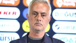 Fenerbahçe’de Mourinho’nun yerine sürpriz aday! İşte o isim