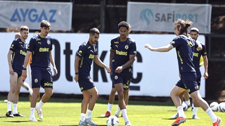 Fenerbahçe’nin kamp kadrosu açıklandı!