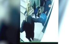 Mardin’de maskeli 4 kişi gece saatlerinde bir evin kapısını balta ve çekiçle kırıp kaçtı