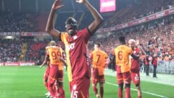 Osimhen’den transfer ve rekor sözleri: Bu büyük kulübün tarihine geçmek büyük gurur